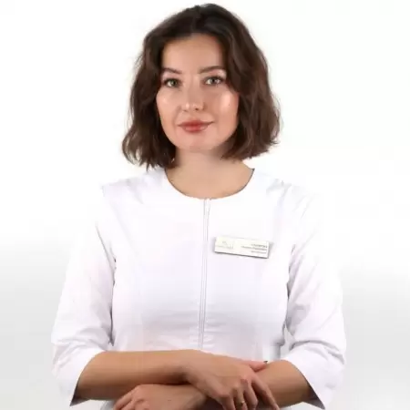 Врач Столярова Полина Сергеевна